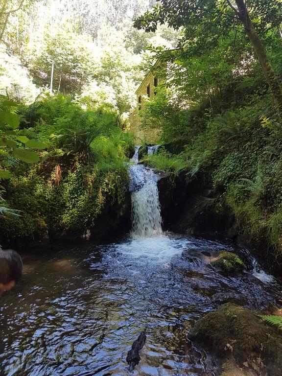 Casas Del Molino - Muinos Do Mainzoso Turismo Rural Paderne المظهر الخارجي الصورة